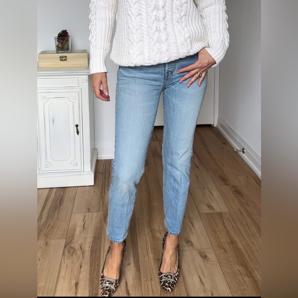 Levi’s Wedgie Tapered Jeans